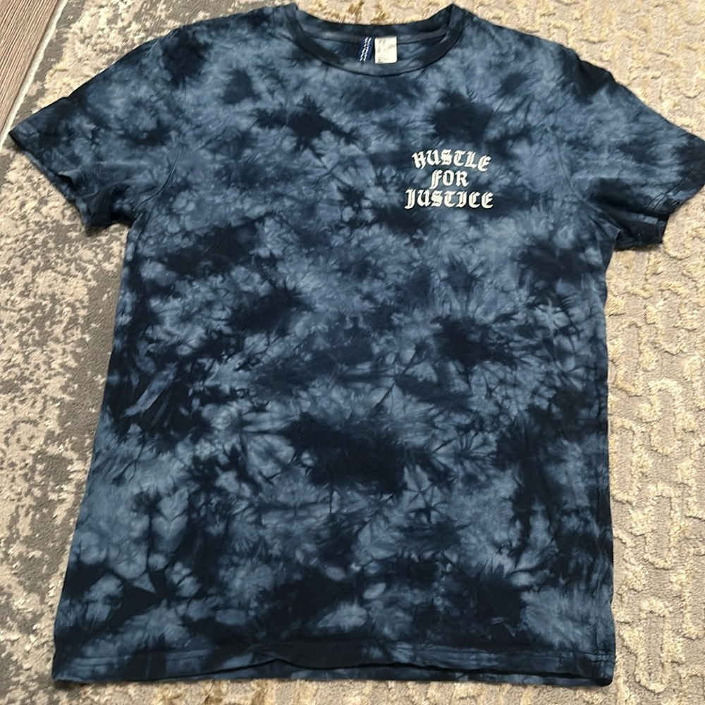 H & M graphic tee shirt